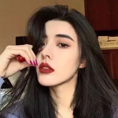 爱上老板的女儿